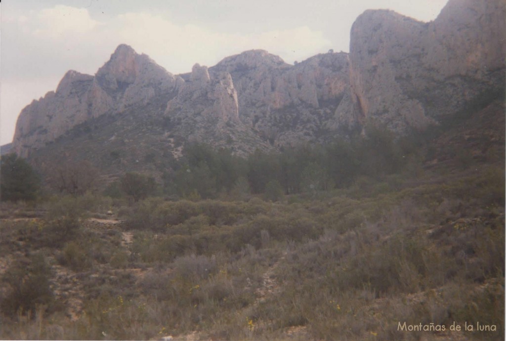 Paredes al oeste de la sierra: Penya Malena y Racós de la Mina, del Caldero